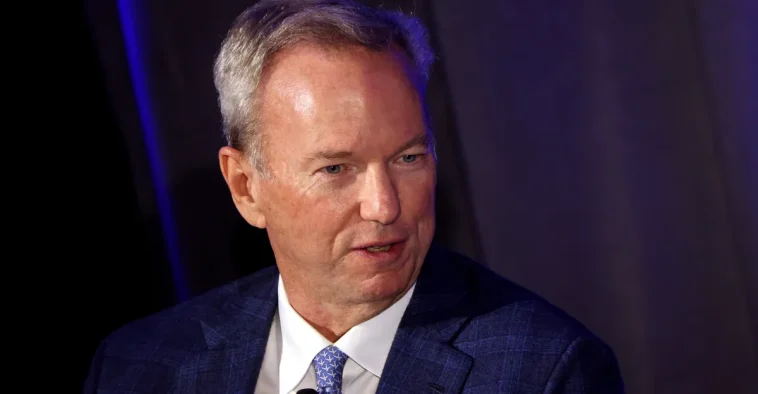 UArizona Students Boo Eric Schmidt Over AI Hype
