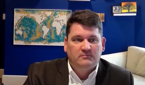 Digital Health Firms Reverse Dollar-Bill Motto In Bid To Make Big Bucks