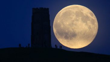 The Two Precise Times To See The ‘Hunter’s Moon’ At Its Most Brilliant This Weekend