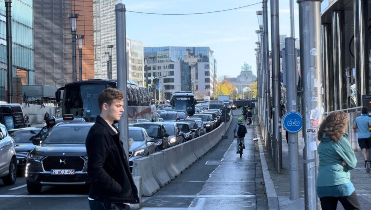 Boost Walking, Cycling, And Public Transit Demand Local Leaders From EU’s Committee Of The Regions