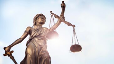 Federal Trade Commission Aims To Bring Down The Hammer On Those Outsized Unfounded Claims About Generative AI ChatGPT And Other AI, Warns AI Ethics And AI Law