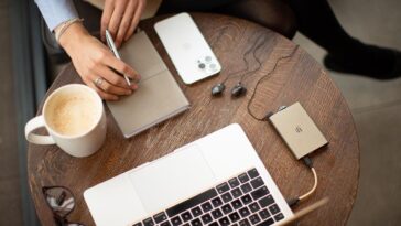 The New Hip-Dac 3 Headphone Amplifier Is The Perfect Gift For Listening To Music On The Go