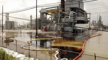 Extreme Weather Disrupts U.S. Oil And Gas Sector