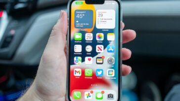 Half Of iPhones Will Be Second Hand By End Of 2023