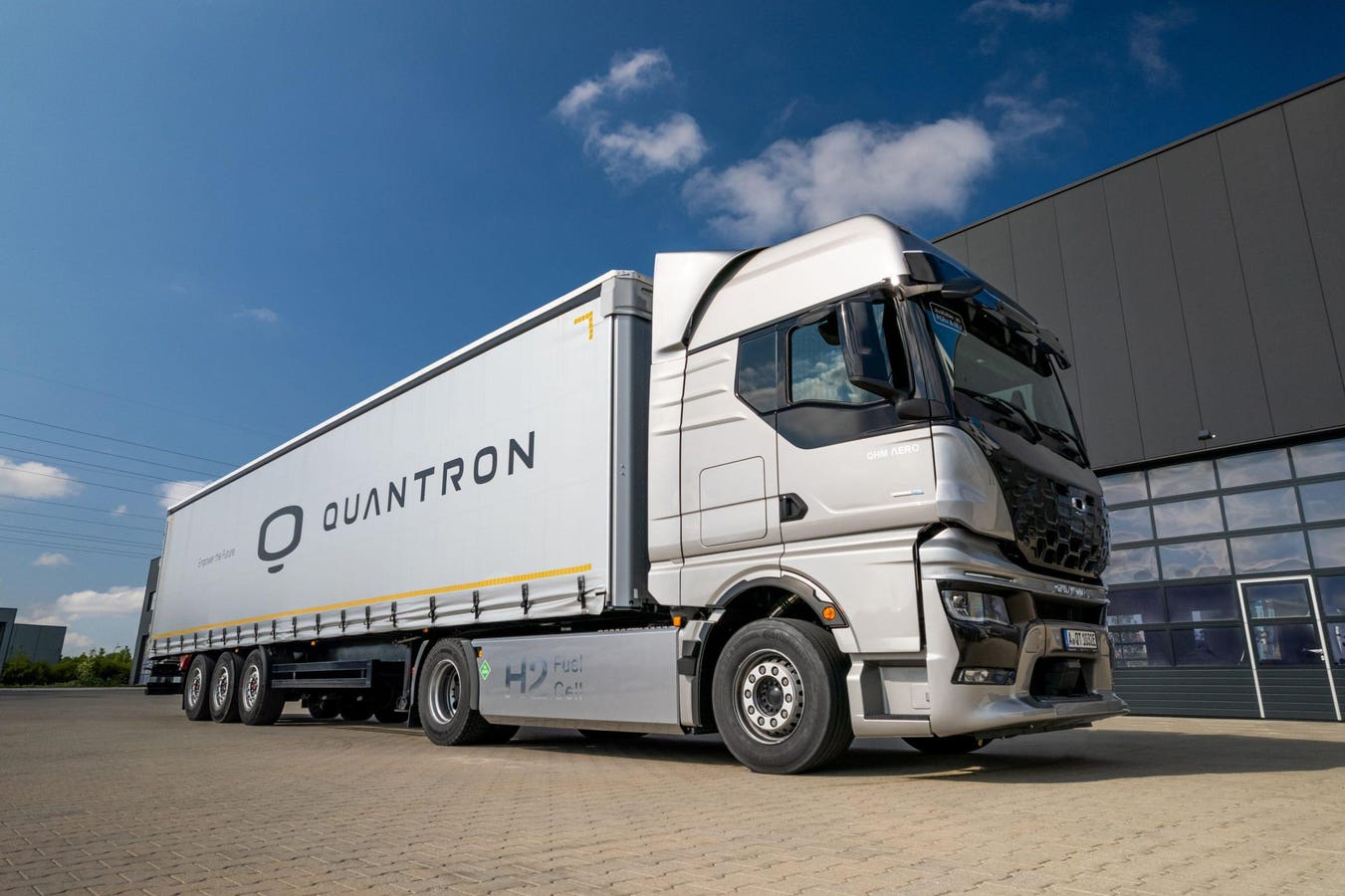 Decarbonizing Heavy Transportation: Quantron's Michael Perschke On Pioneering Hydrogen Solutions