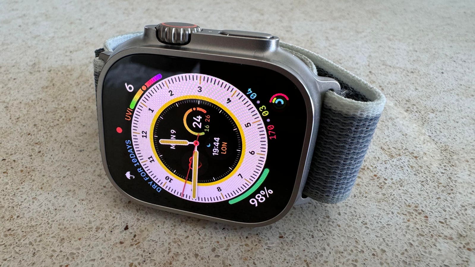 Apple Scrambles For Software Fix To Beat Thursday’s Watch Sales Ban