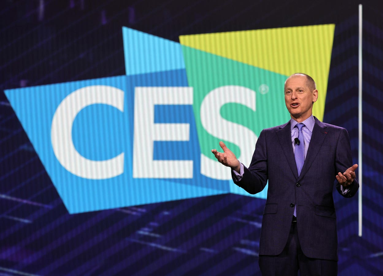 CES Is Back, Xreal Air2 Dominates Display Glasses, XBox Cloud Gaming On Quest