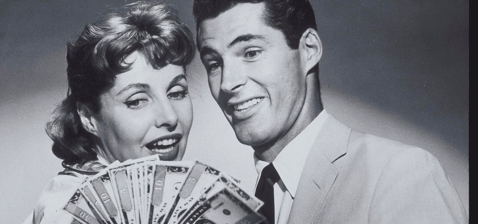 A Psychologist Gives 3 Reasons Why People Enter ‘Sugar Relationships’