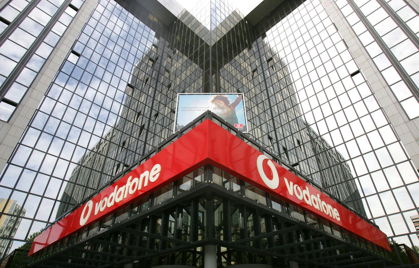 Microsoft & Vodafone Engage In Long-Term Strategic Parternship