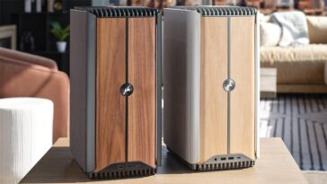 The Recently Released Corsair One i500 Looks Positively Wood-Paneled