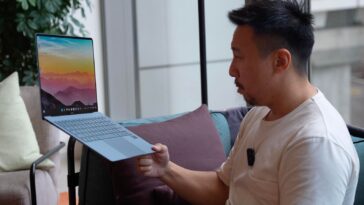 Huawei MateBook X Pro Review: So Light I Can Hold With Two Fingers
