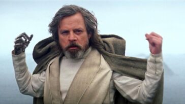 Mark Hamill Has The Most Bizarre ‘The Last Jedi’ Story Ever