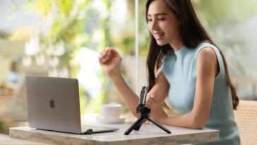 BOYA Magic Is A New Shape-Shifting Wireless Microphone For Content Creators