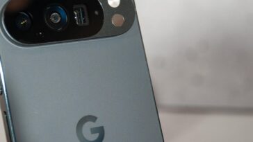 Google’s Unbeatable Pixel Update—Samsung’s Galaxy Falls Behind