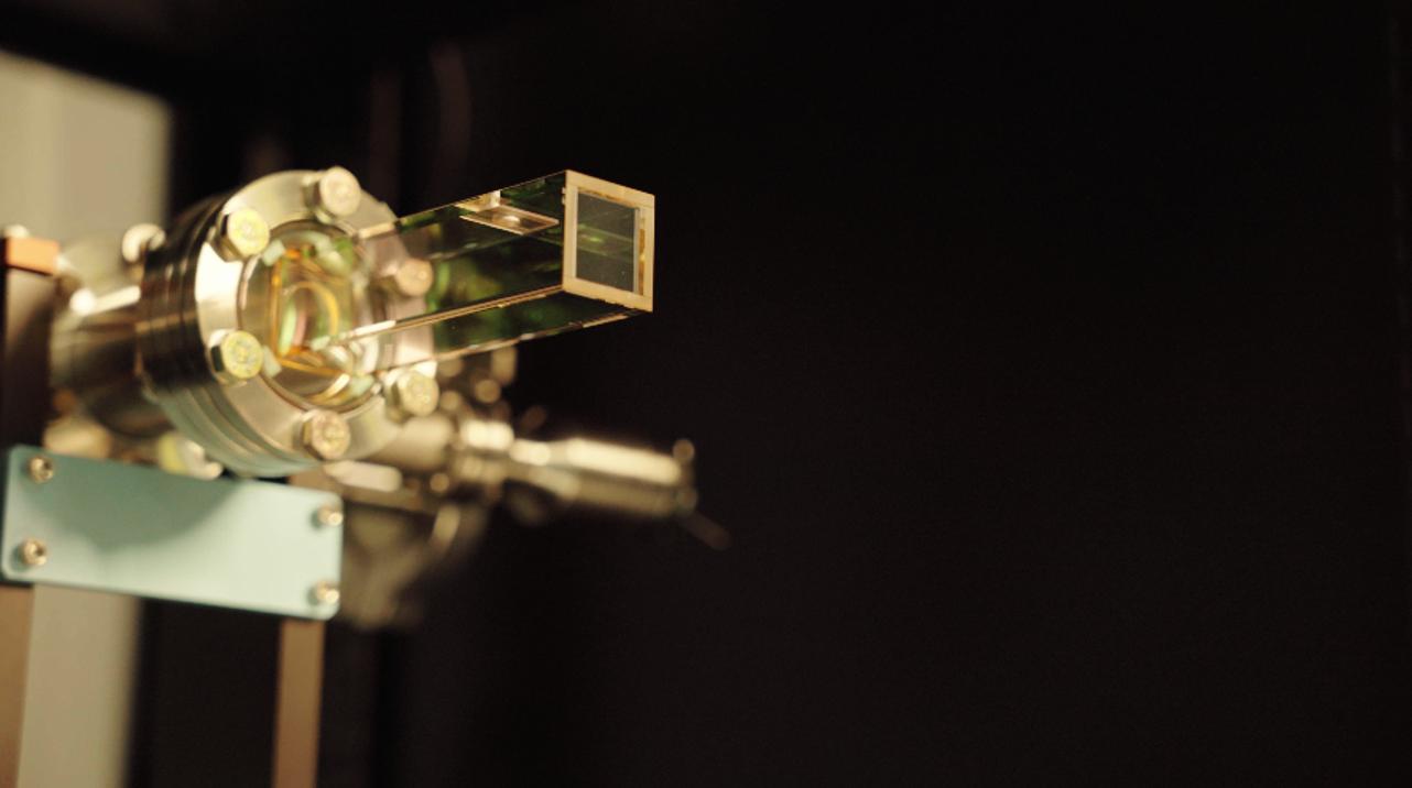 Quantum Source Delivers Practical Photonic Quantum Computing