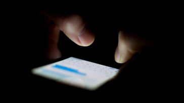 WhatsApp Soundly Beaten By Apple’s iMessage As ‘Radical’ New Update Leaks