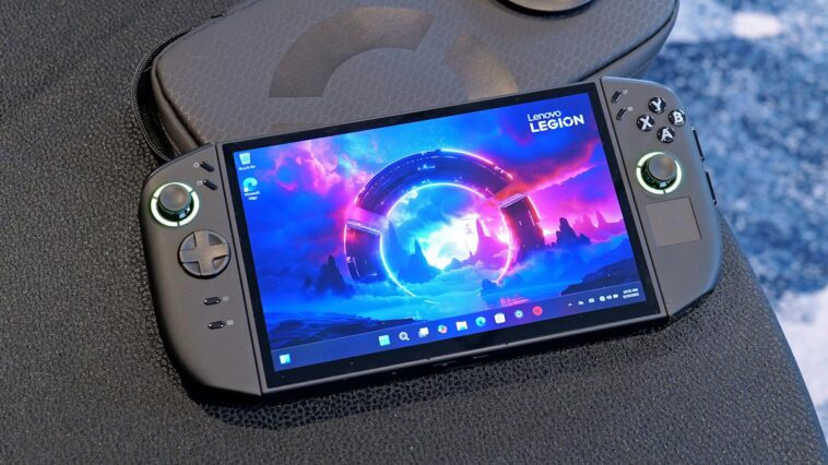 Lenovo Legion Go 2 hands-on: Powerful upgrades but with an even higher price Lenovo Legion Go 2 hands-on: Powerful upgrades but with an even higher price