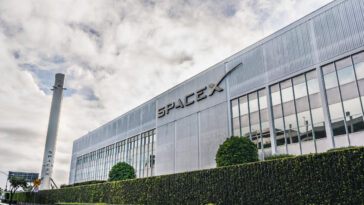 SpaceX lands US Space Force contract for Starshield satellite communications