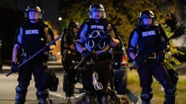 Hitting the Books: Tech can't fix what's broken in American policing | Engadget