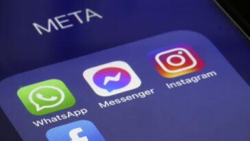 Mark Zuckerberg says generative AI is coming to ‘every single one of our products’ | Engadget