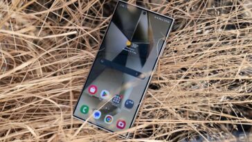 Samsung Galaxy S24 phones are on sale for record-low prices at Amazon