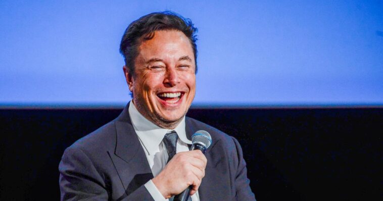Elon Musk reportedly bought thousands of GPUs for a Twitter AI project | Engadget