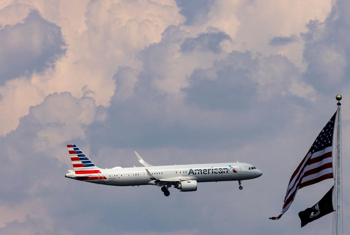 American Airlines will provide inflight Wi-Fi for free starting next year