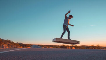 ArcaBoard, un véritable hoverboard propulsé par des ventilateurs - Actinnovation | Nouvelles Technologies et InnovationsActinnovation