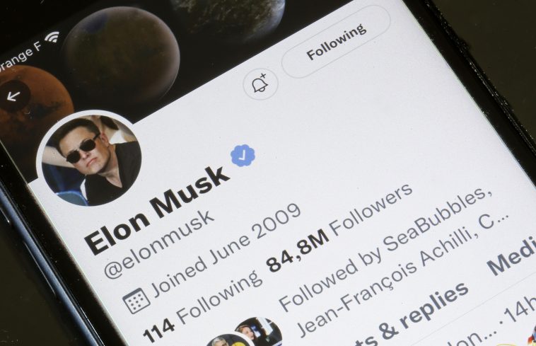 Twitter Accounts Are Seeing Wild Follower Fluctuations After Musk Deal