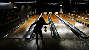 Serious Bowlers: Master Lane Oil for Higher Scores