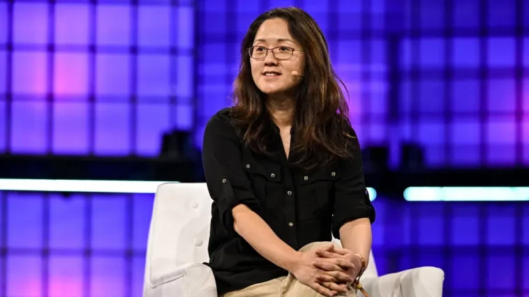 Lin Qiao Fireworks Bets on Specialized AI