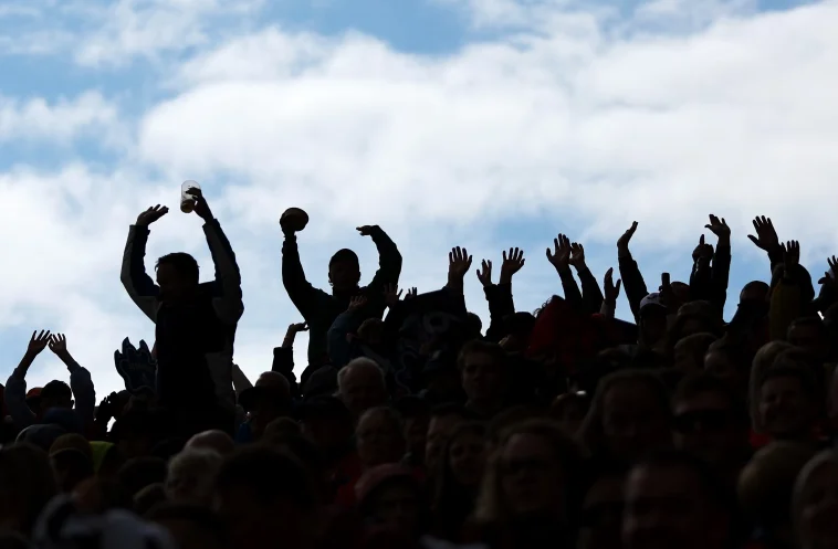 Fandom's Philanthropy: Rewriting Charitable Giving Rules Fandom's Philanthropy: Rewriting Charitable Giving Rules
