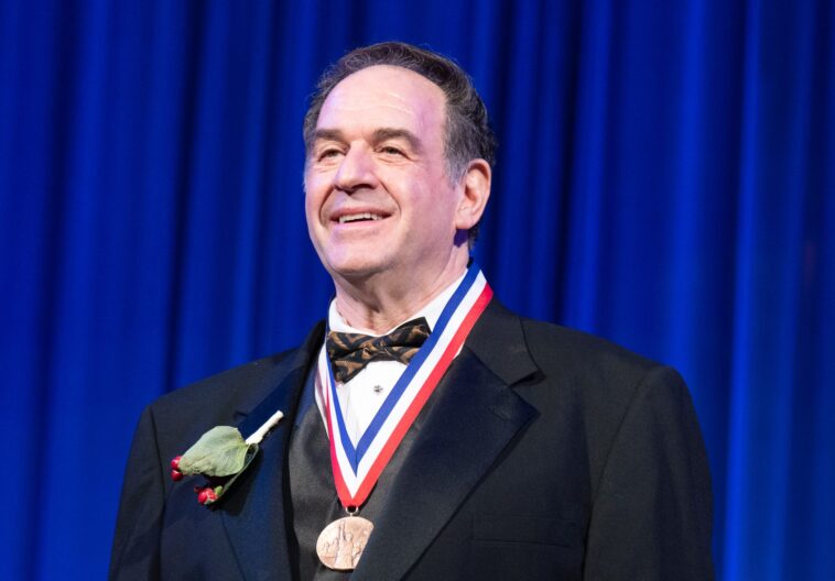 Renowned Yale Professor Jeffrey Sonnenfeld Discusses CEOs’ Fear and Confusion of A.I.