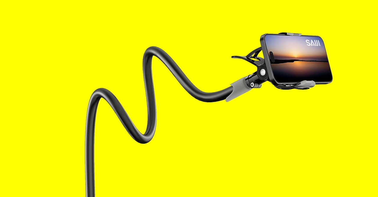 My Wrists Can’t Thank This Flexible Gooseneck Mount Enough