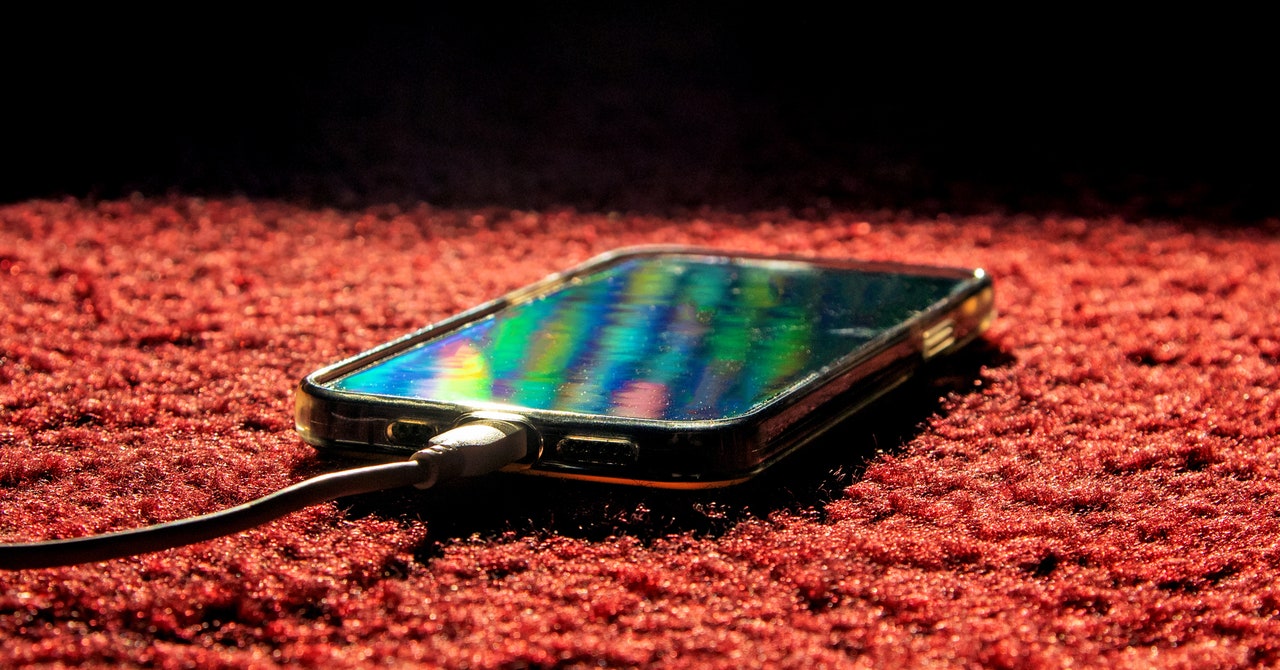 How to Charge Your Phone Faster With Adaptive Charging
