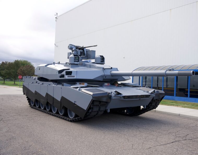 The next-generation AbramsX battle tank is an AI-fueled hybrid The next-generation AbramsX battle tank is an AI-fueled hybrid