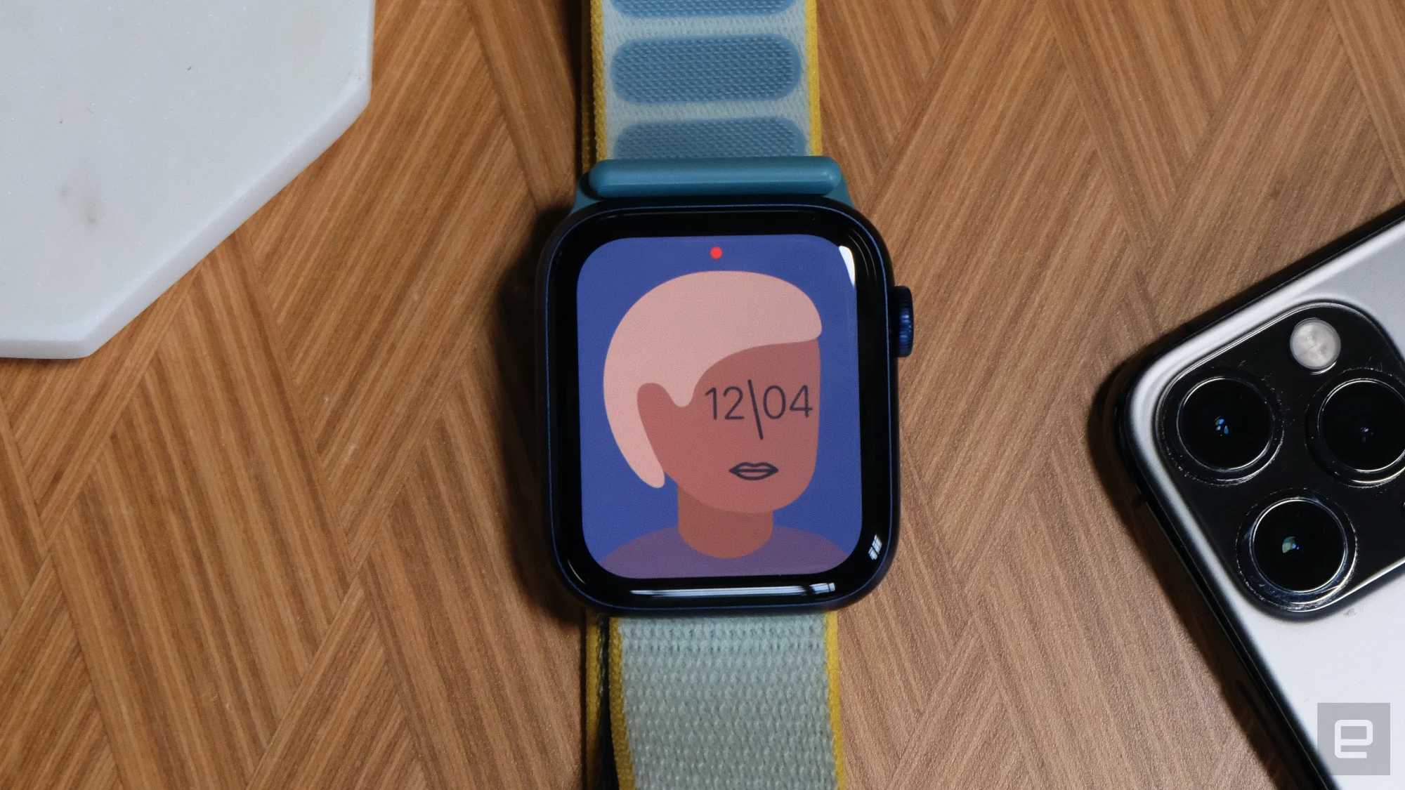 Apple leads the way as smartwatches dominate the wearable band market