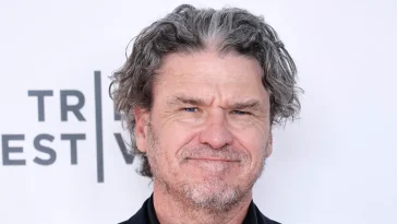 Dave Eggers: ChatGPT 'Silences a Generation' (44 Characters)