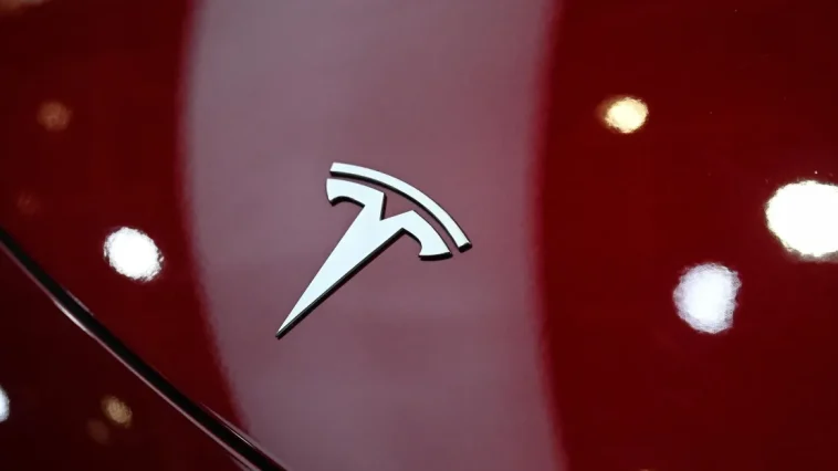 Tesla Revenue Bounces Back, Profits Still Weak