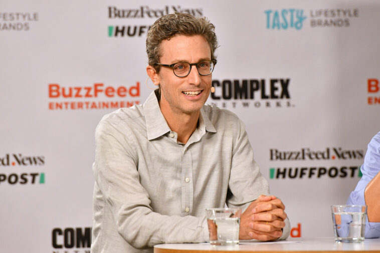 Jonah Peretti Leans On Execs After Shuttering BuzzFeed News