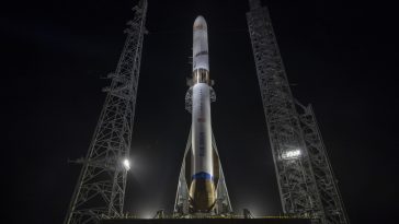 Blue Origin's New Glenn Rocket Explodes on Launchpad