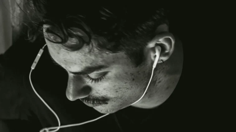 Fully Anesthetized Brain Still Tracks Podcasts