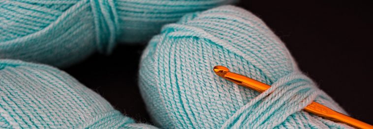 Plarn mats help homeless people get a drier night's sleep