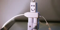 Dawkins vs. Claude: The Illusion of AI Consciousness